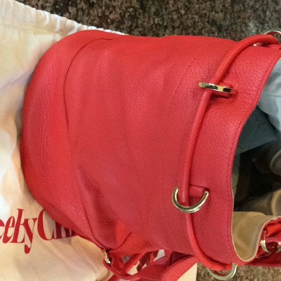 SEE by CHLOE bucket purse with adjustable strap - Picture 5 of 11